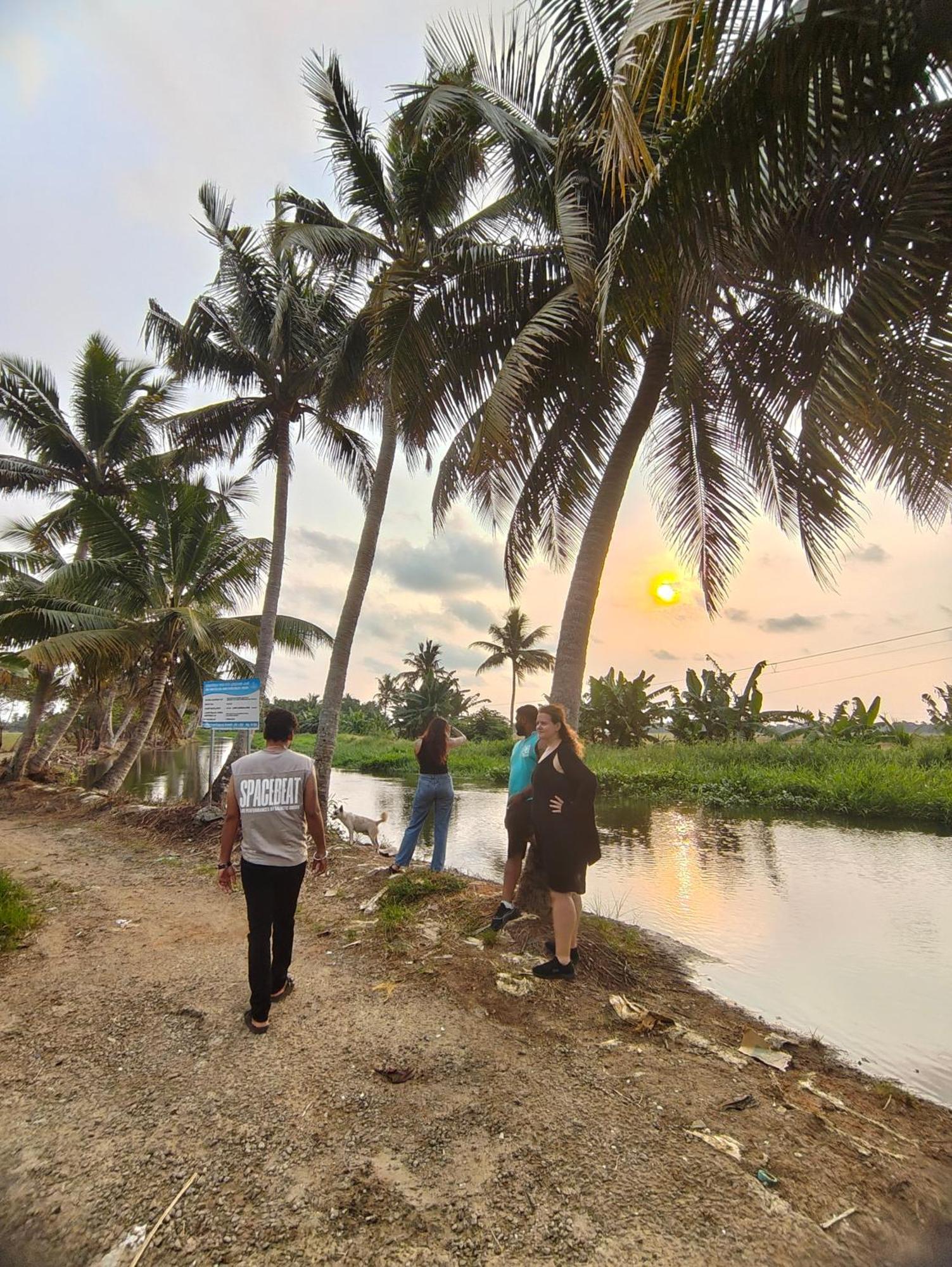 Jeehaa Homestay Alappuzha Luaran gambar